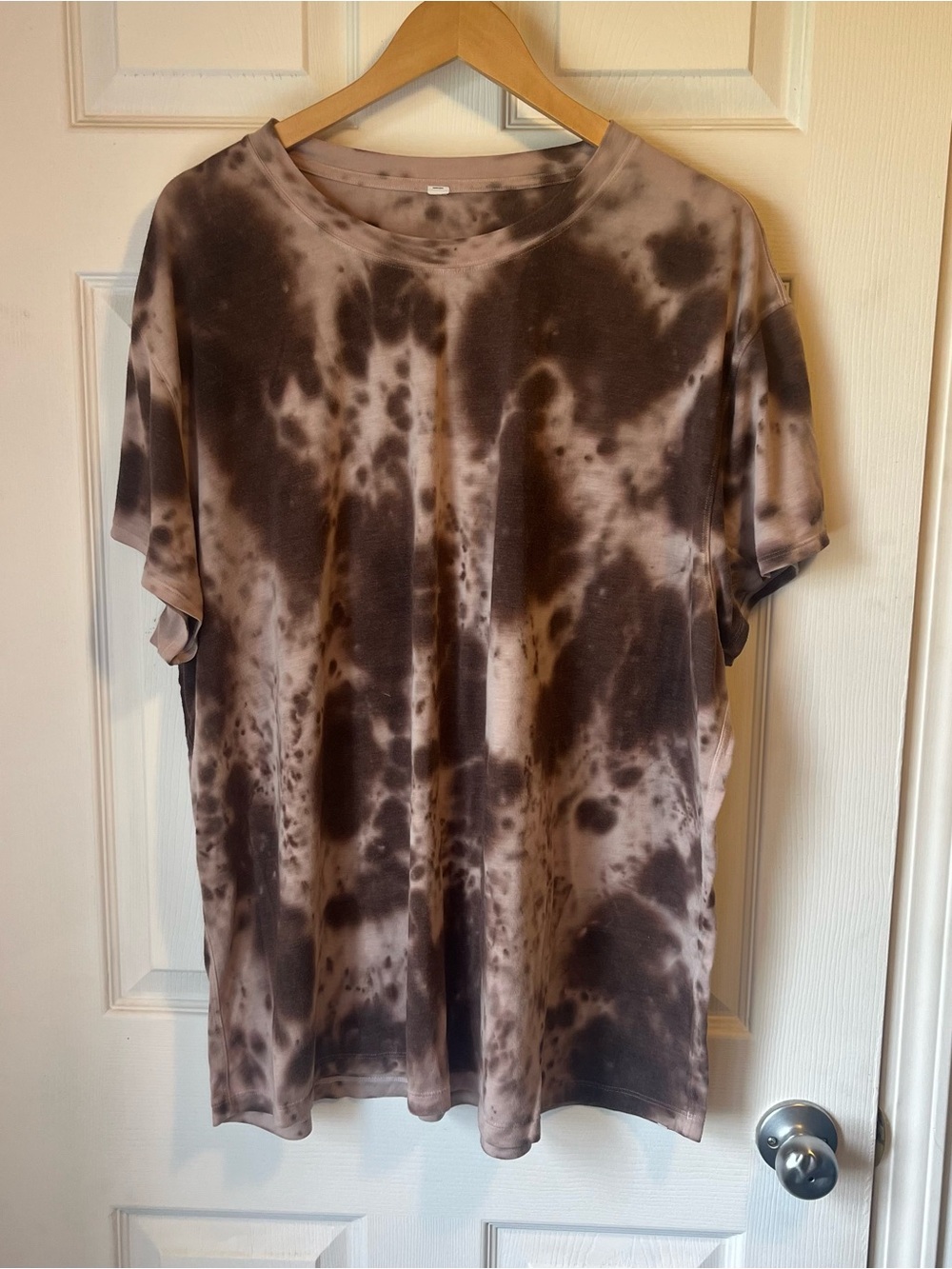 lululemon athletica Brown and Cream Tie-Dye Short Sleeve Tee